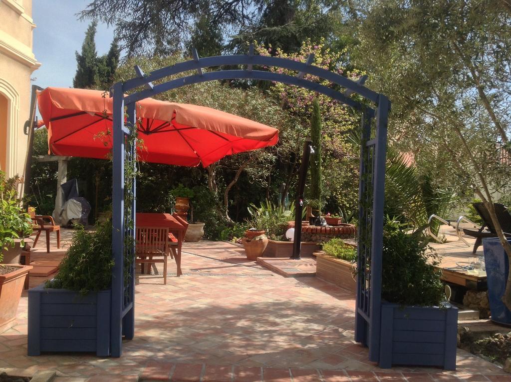 A L'Ombre Du Cedre Otel Hyères Dış mekan fotoğraf